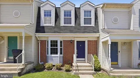 8912 Princeton Park Dr, Manassas, VA 20110