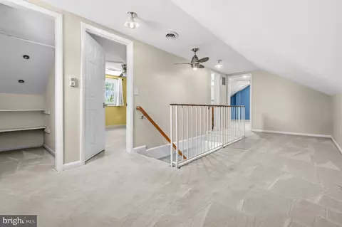 Entry Way - 9304 Stuart Ave, Manassas, VA 20110 photo 2 of 2