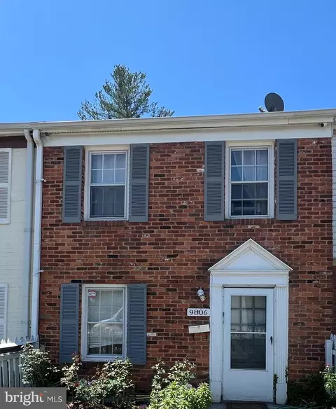 9806 Grant Ave, Manassas, VA 20110