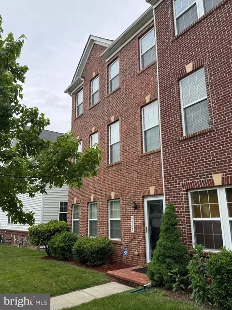 9967 Leander Ln, Manassas, VA 20110 photo 2