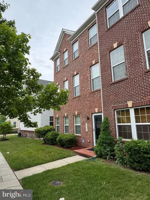 9967 Leander Ln, Manassas, VA 20110 photo 3