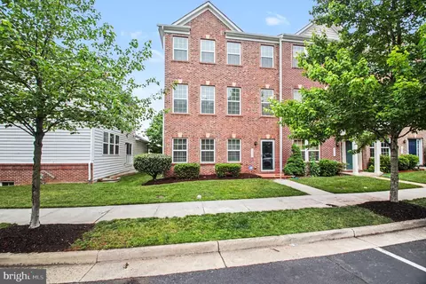 Exterior - 9967 Leander Ln, Manassas, VA 20110 photo 2 of 4
