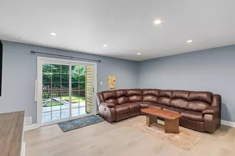 Living - 9307 Hood Rd, Manassas, VA 20110 photo 1 of 1