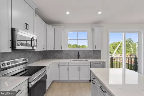 Kitchen - 9615 Grant Ave, Manassas, VA 20110 photo 1 of 2