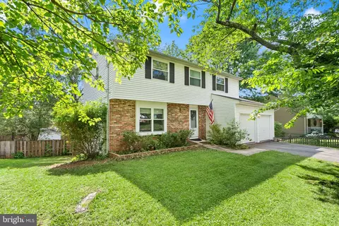 8196 Oakglen Rd, Manassas, VA 20110