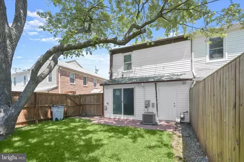 Exterior - 9764 Bragg Ln, Manassas, VA 20110 photo 3 of 5