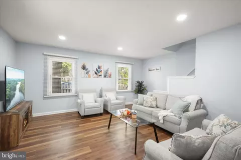 Living - 9764 Bragg Ln, Manassas, VA 20110 photo 1 of 1