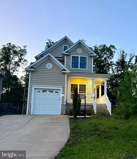 9516 Mckinley Ave, Manassas, VA 20110