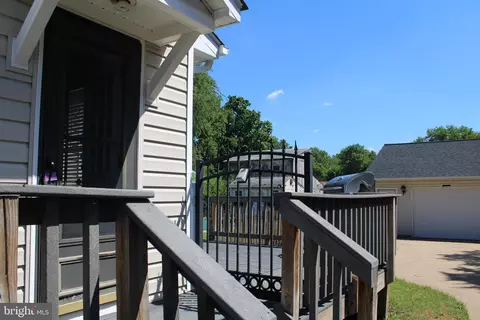 Exterior - 10303 Abbott Rd, Manassas, VA 20110 photo 15 of 15
