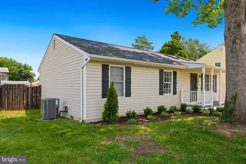 Exterior - 10303 Abbott Rd, Manassas, VA 20110 photo 4 of 15