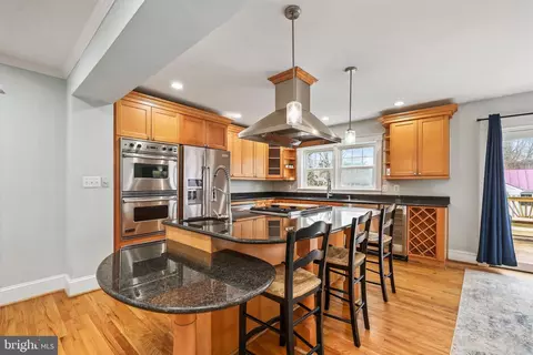 Kitchen - 9016 Grant Ave, Manassas, VA 20110 photo 2 of 4
