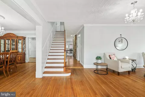 Entry Way - 9016 Grant Ave, Manassas, VA 20110 photo 1 of 3
