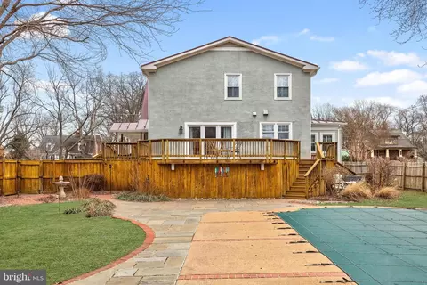 Exterior - 9016 Grant Ave, Manassas, VA 20110 photo 10 of 11