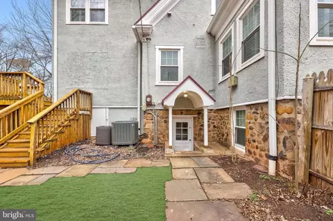Exterior - 9016 Grant Ave, Manassas, VA 20110 photo 5 of 11