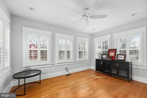 Entry Way - 9016 Grant Ave, Manassas, VA 20110 photo 2 of 3