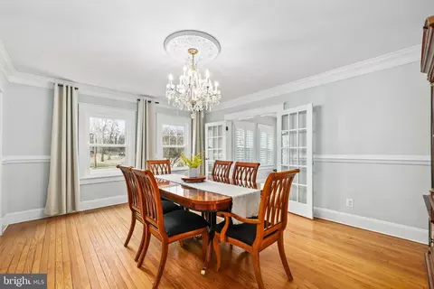 Dining - 9016 Grant Ave, Manassas, VA 20110 photo 3 of 5