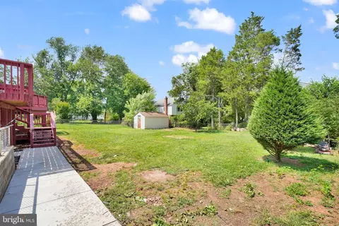 Exterior - 8613 Weems Rd, Manassas, VA 20110 photo 7 of 13