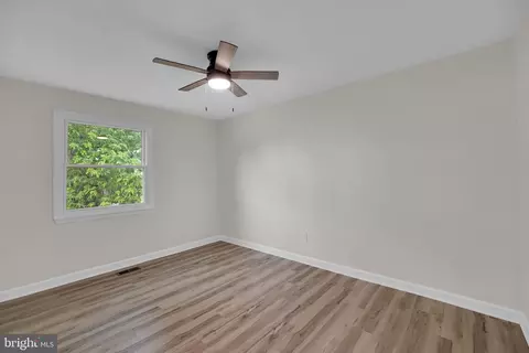 Bedroom - 8613 Weems Rd, Manassas, VA 20110 photo 2 of 5