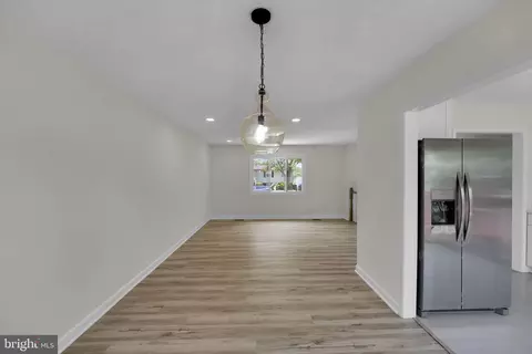 Entry Way - 8613 Weems Rd, Manassas, VA 20110 photo 1 of 2