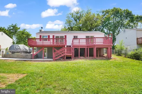 Exterior - 8613 Weems Rd, Manassas, VA 20110 photo 9 of 13