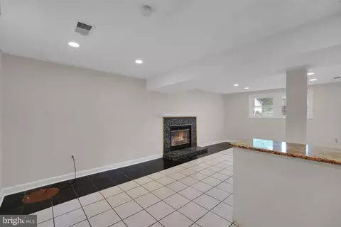 Living - 8613 Weems Rd, Manassas, VA 20110 photo 5 of 7