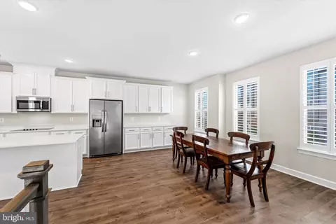 Dining - 9828 Buchanan Loop, Manassas, VA 20110 photo 3 of 3