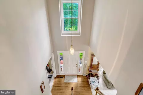 Entry Way - 10262 Cedar Ridge Dr, Manassas, VA 20110 photo 11 of 11
