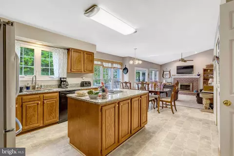 Kitchen - 10262 Cedar Ridge Dr, Manassas, VA 20110 photo 1 of 4