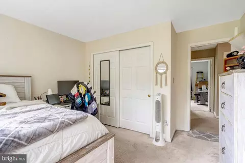 Bedroom - 10262 Cedar Ridge Dr, Manassas, VA 20110 photo 2 of 5
