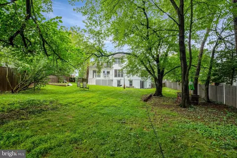 Exterior - 10262 Cedar Ridge Dr, Manassas, VA 20110 photo 10 of 11