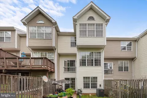 Exterior - 10278 Butternut Cir, Manassas, VA 20110 photo 3 of 3
