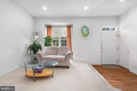 Entry Way - 10278 Butternut Cir, Manassas, VA 20110 photo 1 of 4