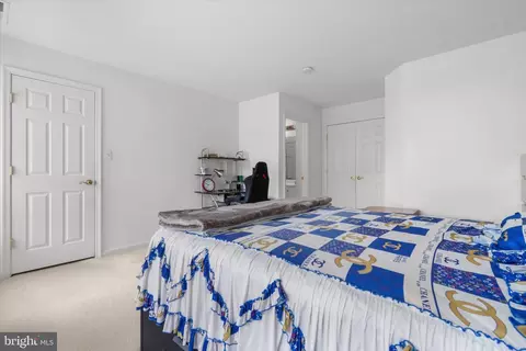 Bedroom - 10278 Butternut Cir, Manassas, VA 20110 photo 3 of 5