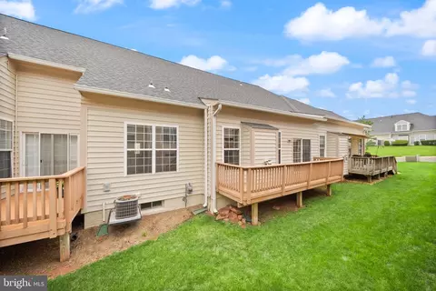 Exterior - 8297 Gaither St, Manassas, VA 20110 photo 6 of 6