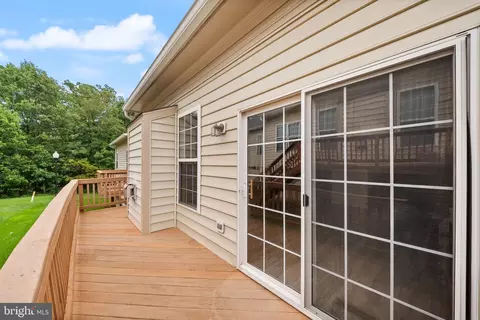 Exterior - 8297 Gaither St, Manassas, VA 20110 photo 3 of 6