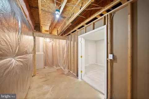 Entry Way - 8297 Gaither St, Manassas, VA 20110 photo 9 of 10