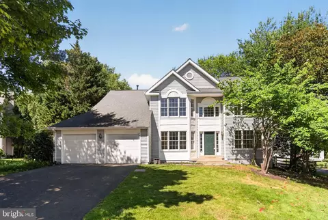 10202 Daylily Ct, Manassas, VA 20110