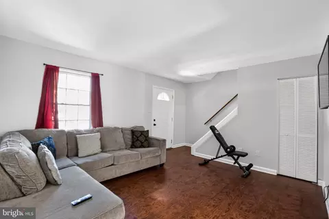 Entry Way - 9635 Aspen Pl, Manassas, VA 20110 photo 1 of 4