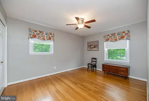 Bedroom - 8905 Hazel Dr, Manassas, VA 20110 photo 6 of 11