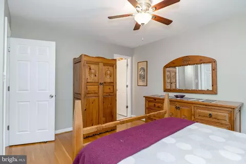 Bedroom - 8905 Hazel Dr, Manassas, VA 20110 photo 3 of 11