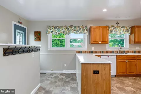 Kitchen - 8905 Hazel Dr, Manassas, VA 20110 photo 1 of 4