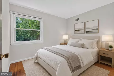 Bedroom - 8601 Jackson Ave, Manassas, VA 20110 photo 2 of 7