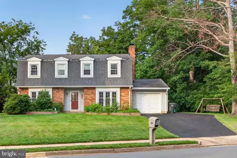 Exterior - 8601 Jackson Ave, Manassas, VA 20110 photo 8 of 10