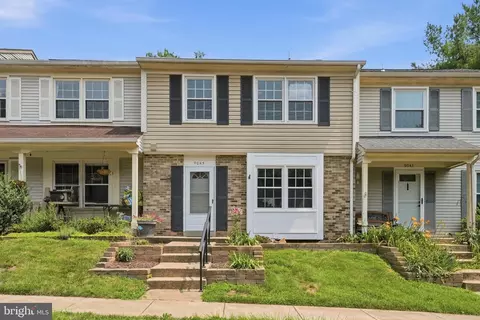 9045 Old Hickory Ct, Manassas, VA 20110