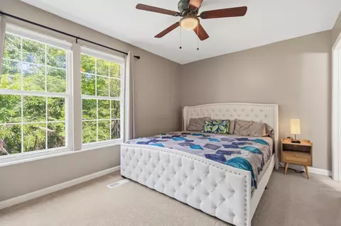 Bedroom - 9504 Ninebark Ct, Manassas, VA 20110 photo 3 of 5
