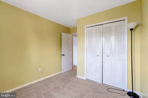 Bedroom - 8501 Buckeye Ct, Manassas, VA 20110 photo 3 of 5