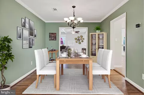 Dining - 9021 Weir St, Manassas, VA 20110 photo 1 of 1