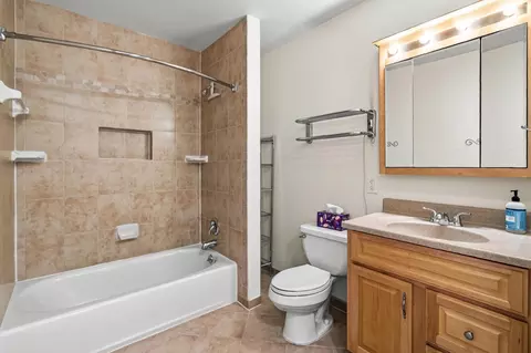 Bath - 9021 Weir St, Manassas, VA 20110 photo 6 of 6