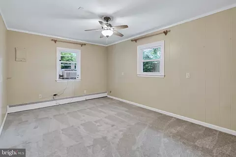 Bedroom - 9021 Weir St, Manassas, VA 20110 photo 4 of 7