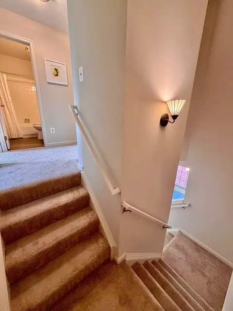 Entry Way - 10245 Calypso Dr, Manassas, VA 20110 photo 3 of 4